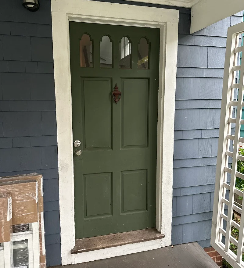 Old door in New Haven need to be upgraded